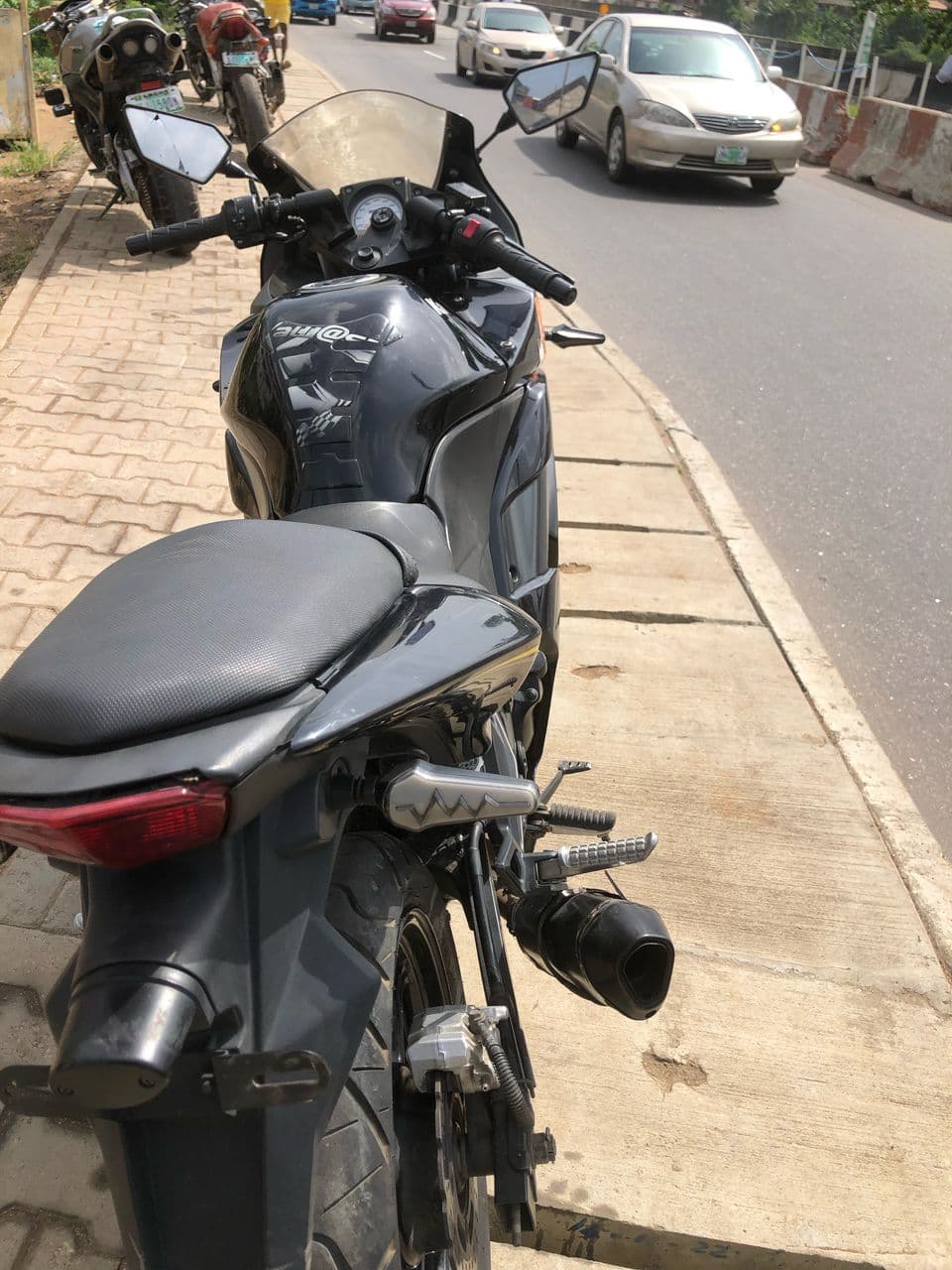 2010 Kawasaki Ninja250cc- N2,550,000