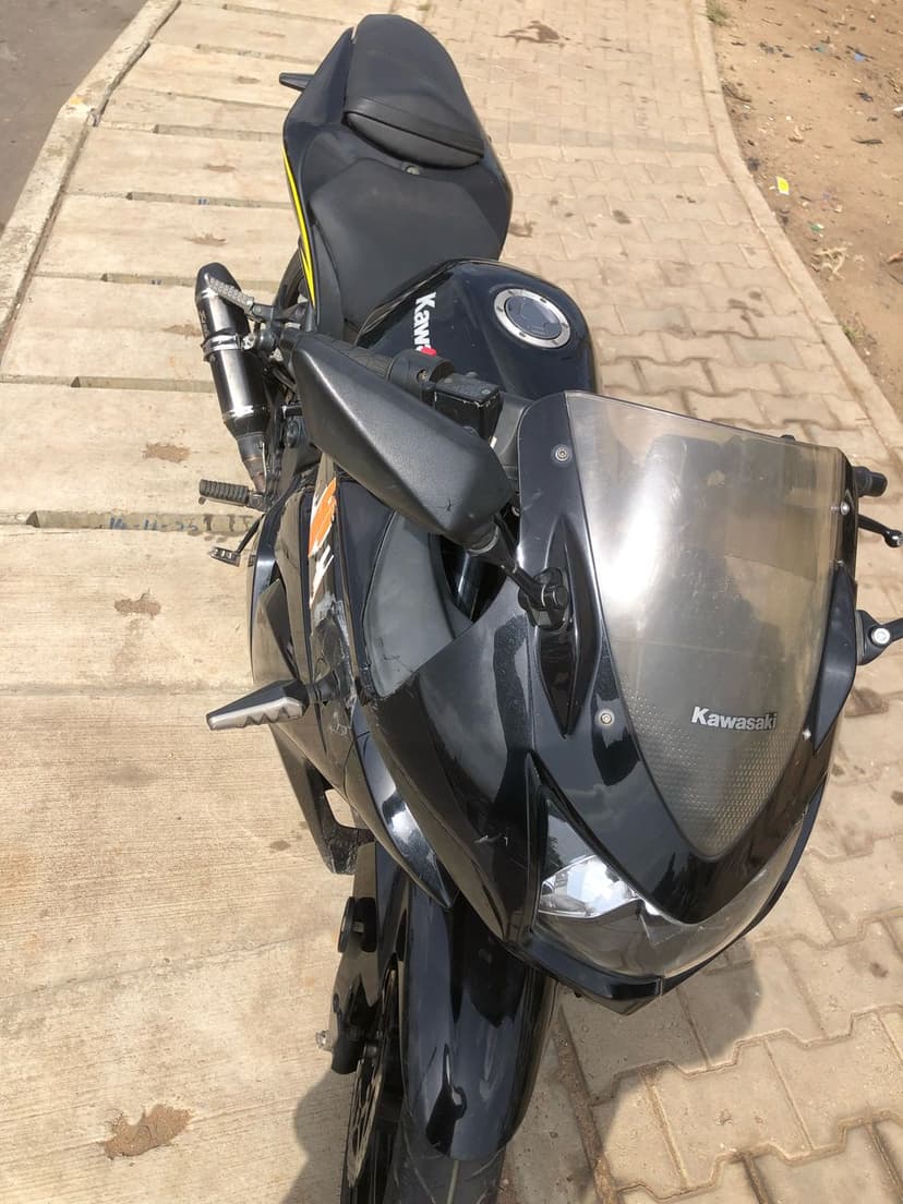 2010 Kawasaki Ninja250cc- N2,550,000