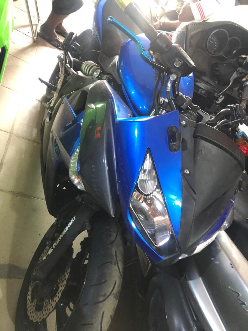 2015 Kawasaki ninja400cc - N4,500,000