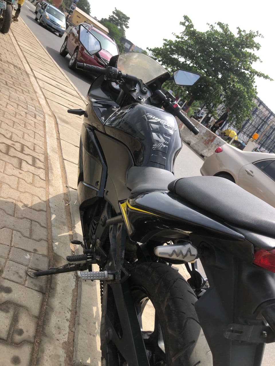 2010 Kawasaki Ninja250cc- N2,550,000